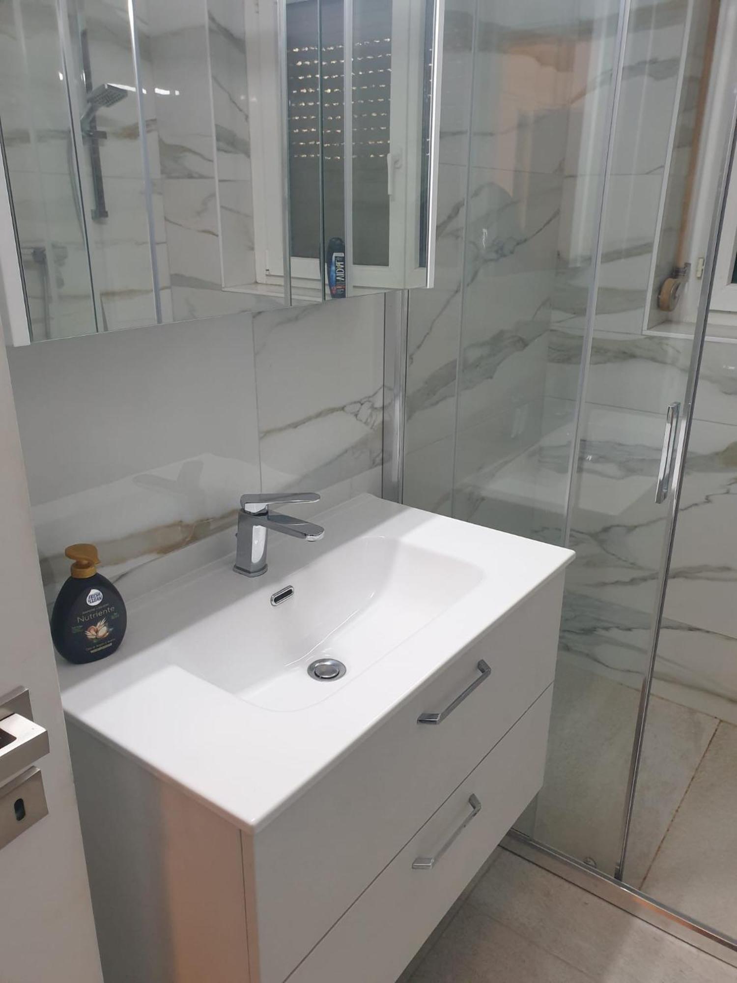Lugano Lakeview Apartment With Self Check-In & Private Parking On Request Buitenkant foto